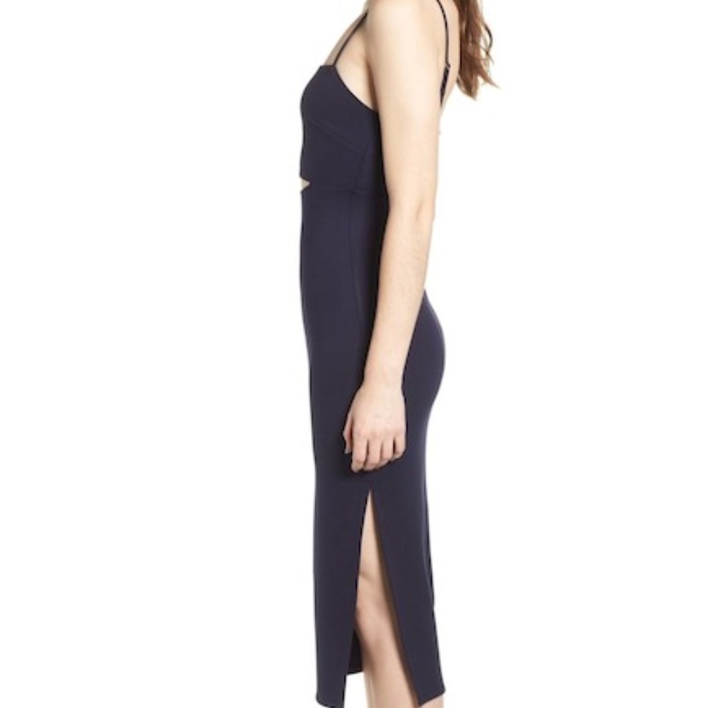 ⬇️ Cutout Midi Dress - Picture 3 of 3